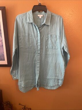 Light Blue Women’s button-Up Shirt - Casual Linen Blend